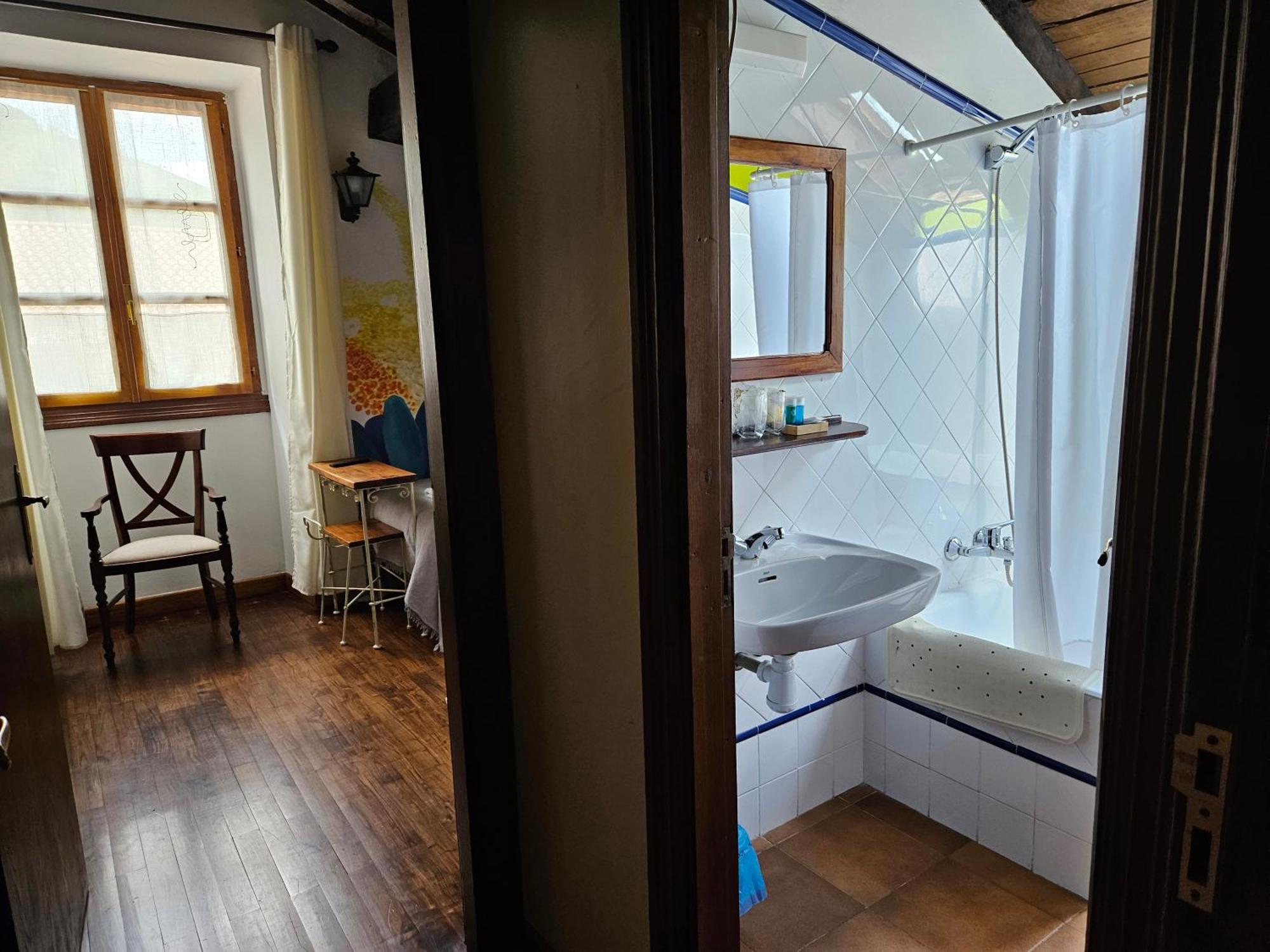 Hostal Mendaurpe Ituren Luaran gambar